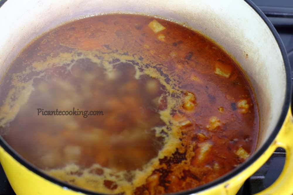 Zupa, żeby zdobyć kawalera (węg. Legenyfogo leves) - 4